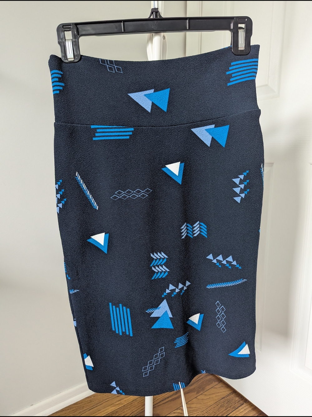 LuLaRoe Navy Pencil Skirt with Blue Geometric Accents